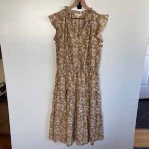 Grade & Gather Flutter Sleeve V-Neck Tan floral maxi dress NWOT Size M